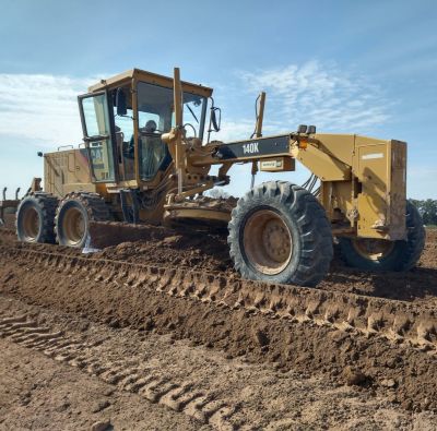 CATERPILLAR 140K
