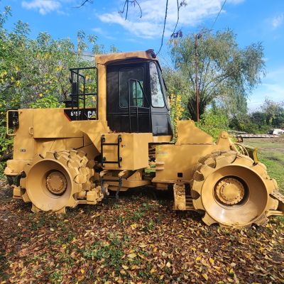 CATERPILLAR 815B