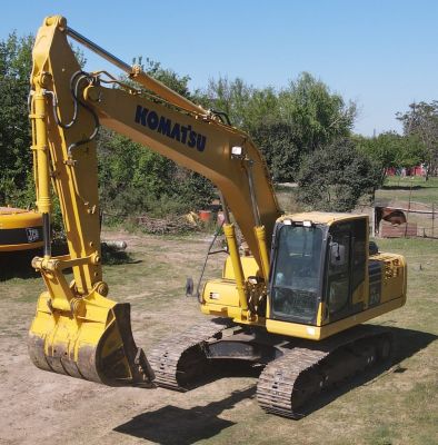KOMATSU PC210